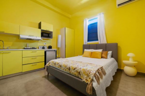 Cozy High-Ceiling Urban Studio MM2